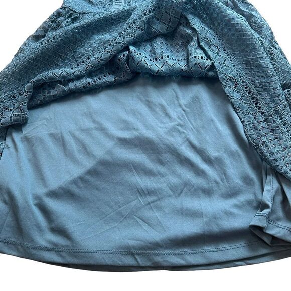 Francesca’s Teal Lace Dress SMALL - Picture 9 of 15